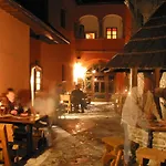 בית הארחה - Restaurant Sabato 3*