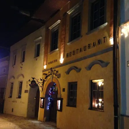 - Restaurant Sabato ゲストハウス 3*