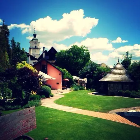 - Restaurant Sabato ゲストハウス ポプラト