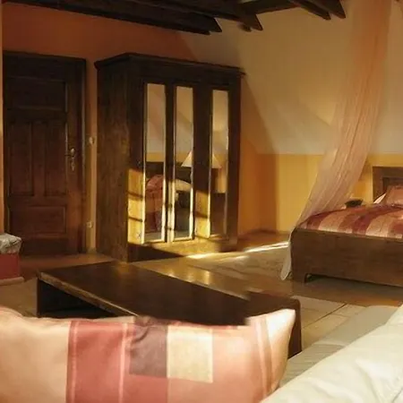 - Restaurant Sabato ゲストハウス