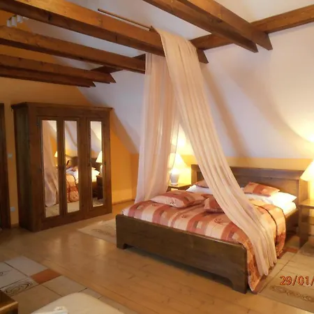 ゲストハウス - Restaurant Sabato ポプラト