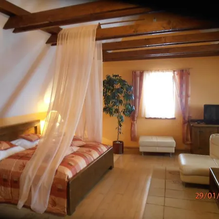 - Restaurant Sabato 3* ポプラト