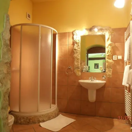 - Restaurant Sabato Guest house